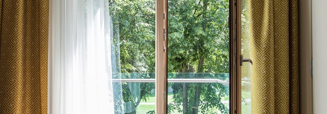 Standard double room with balcony